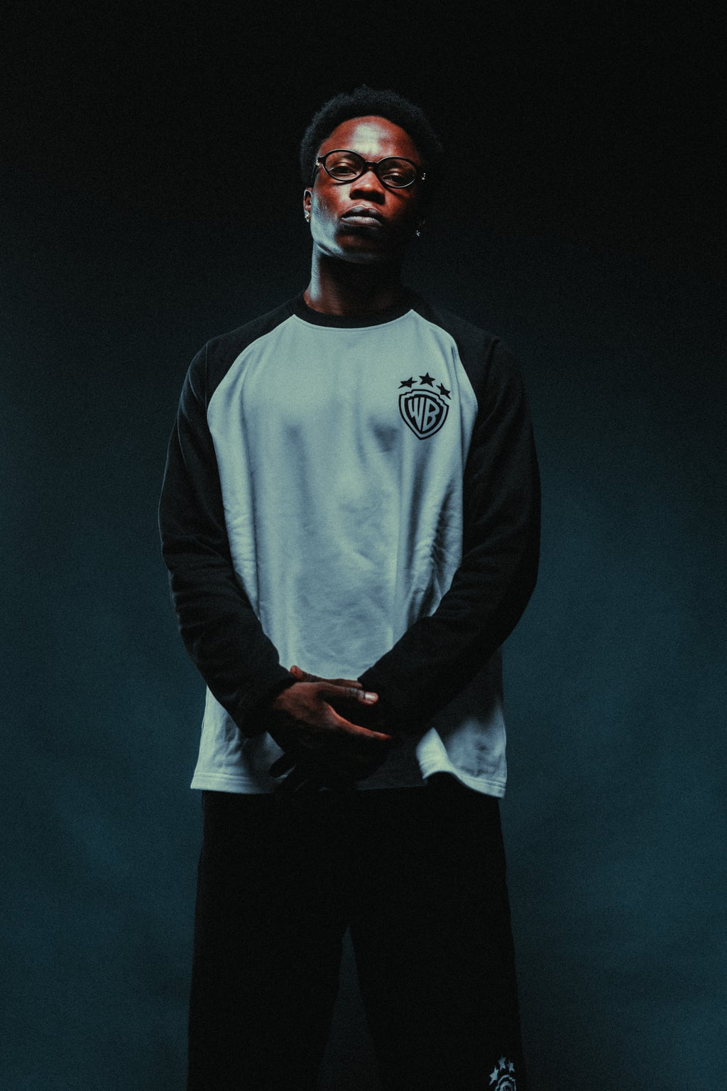 BLACK n WHITE LONGSLEEVE "W.B"